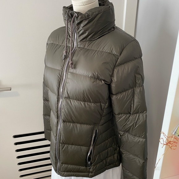 Fall Puffer Jacket | Green Zip - Picture 2 of 6